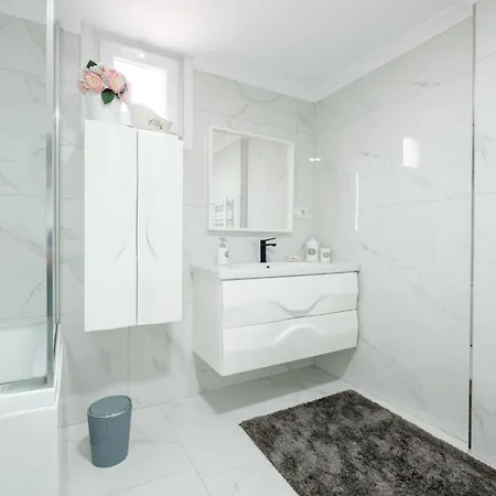 Appartement Sea View Flat W Terrace And Jacuzzi Istambul