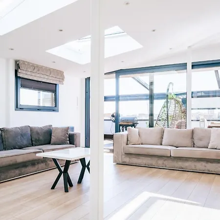Sea View Flat W Terrace And Jacuzzi Διαμέρισμα