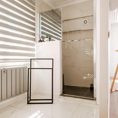 Διαμέρισμα Sea View Flat W Terrace And Jacuzzi *